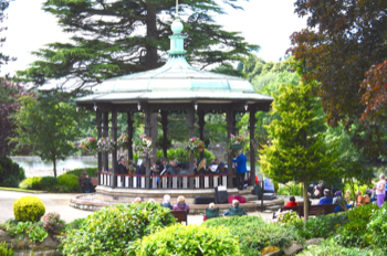 BTWB24-3BelperRiverGardens-15