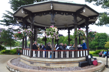 BTWB24-3BelperRiverGardens-8